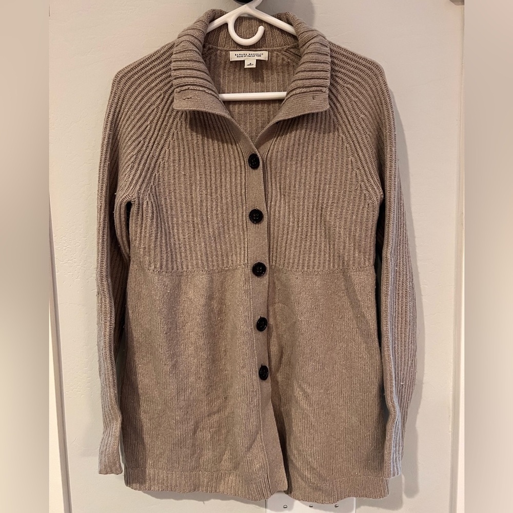 Banana Republic Women’s wool/cashmere blend beige longline cardigan.